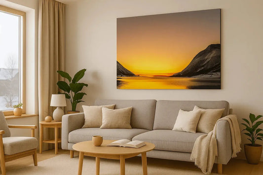 Nordisk solnedgang – magisk lys over fjord og fjell