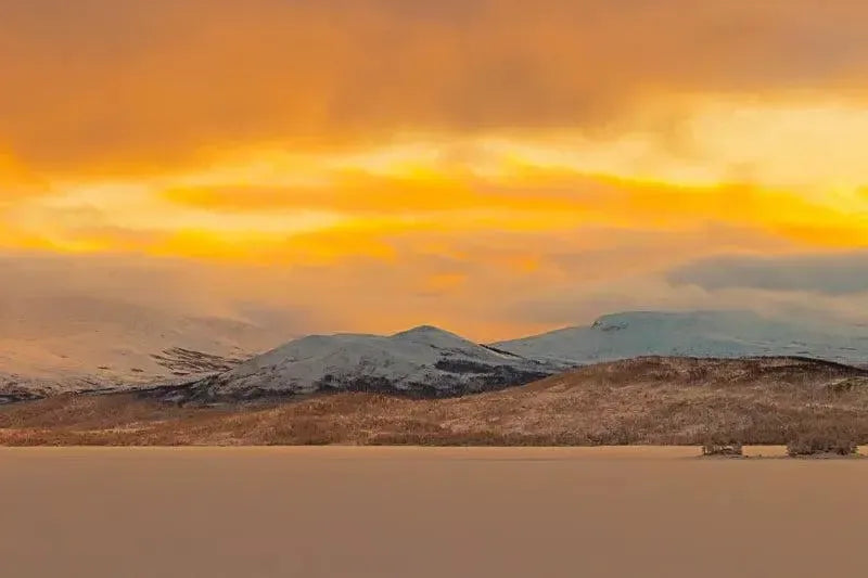 Raudvatnet solnedgang over fjell – Fotofryd