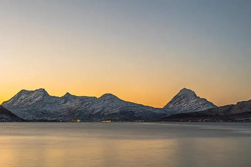 Stille kveld ved Tomma – Helgeland
