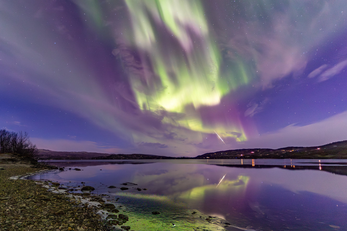 Aurora Borealis Rauvatnet – northern lights wall art