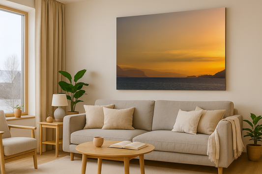 "Kveldsro over fjorden" – et øyeblikk i gyllen harmoni