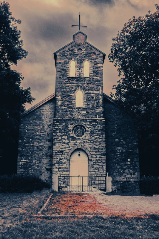 Den gamle steinkirken – Tidens fortelling