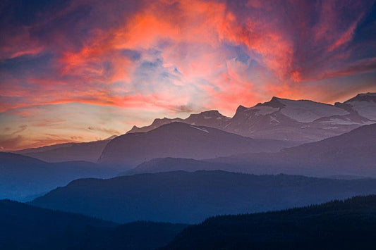 Fjellandskap i solnedgang – kunst på veggen
