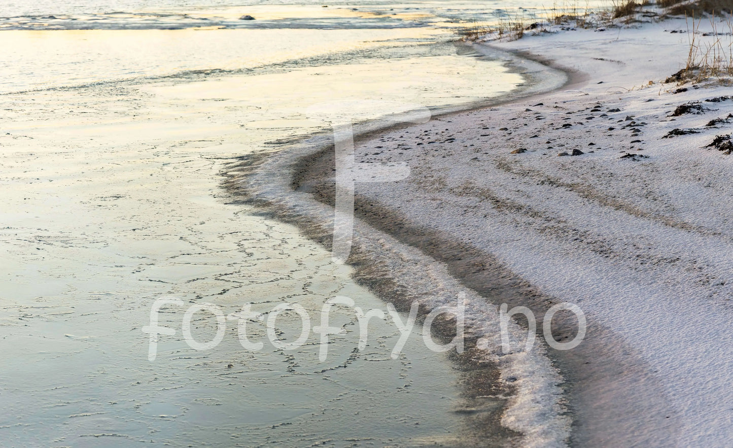 Iskanten ved Fjæra – Herøy, Helgeland