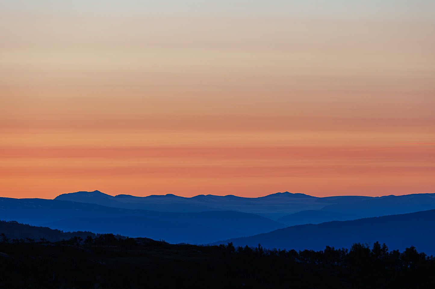 Korgfjellet i soloppgang-– Naturskjønn veggkunst