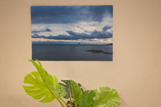 Nordnorsk kystlandskap – veggbilde med utsikt over hav og himmel