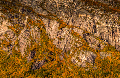 Flostrand-mikkeltinden