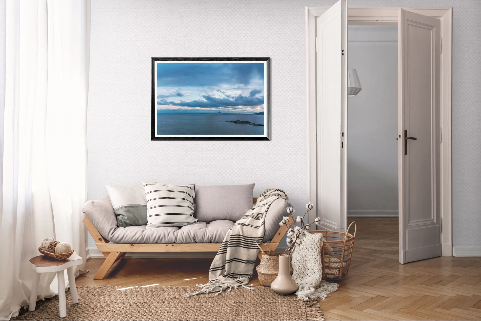 Nordnorsk kystlandskap – veggbilde med utsikt over hav og himmel