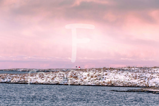 Rosa Kveld over Herøyholmene – Vinterkyst fra Herøy