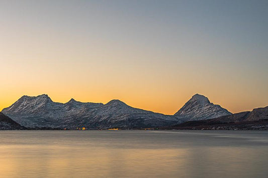 Stille kveld ved Tomma – Helgeland