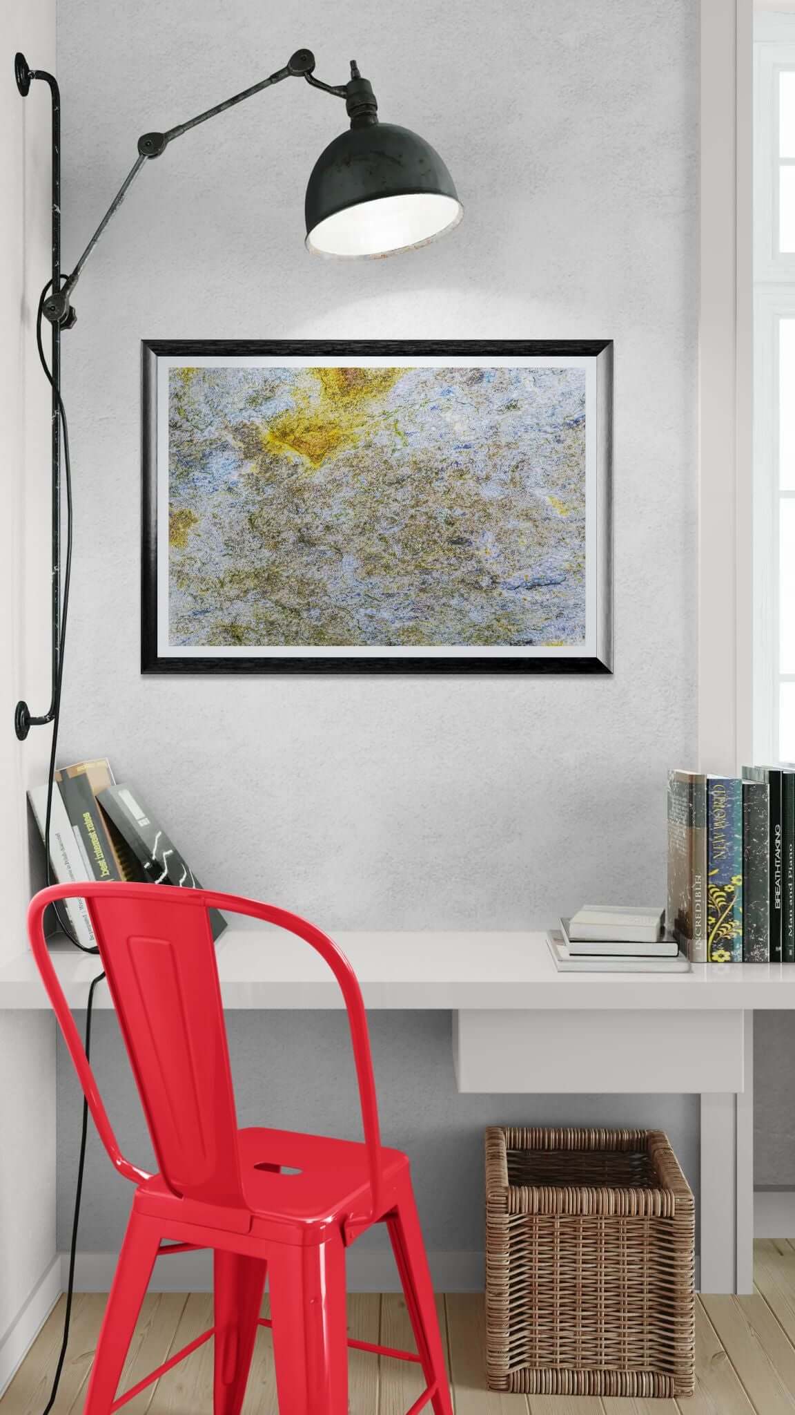 Moderne arbeidsplass med kunst og industriell stil – inspirasjon til hjemmekontoret
