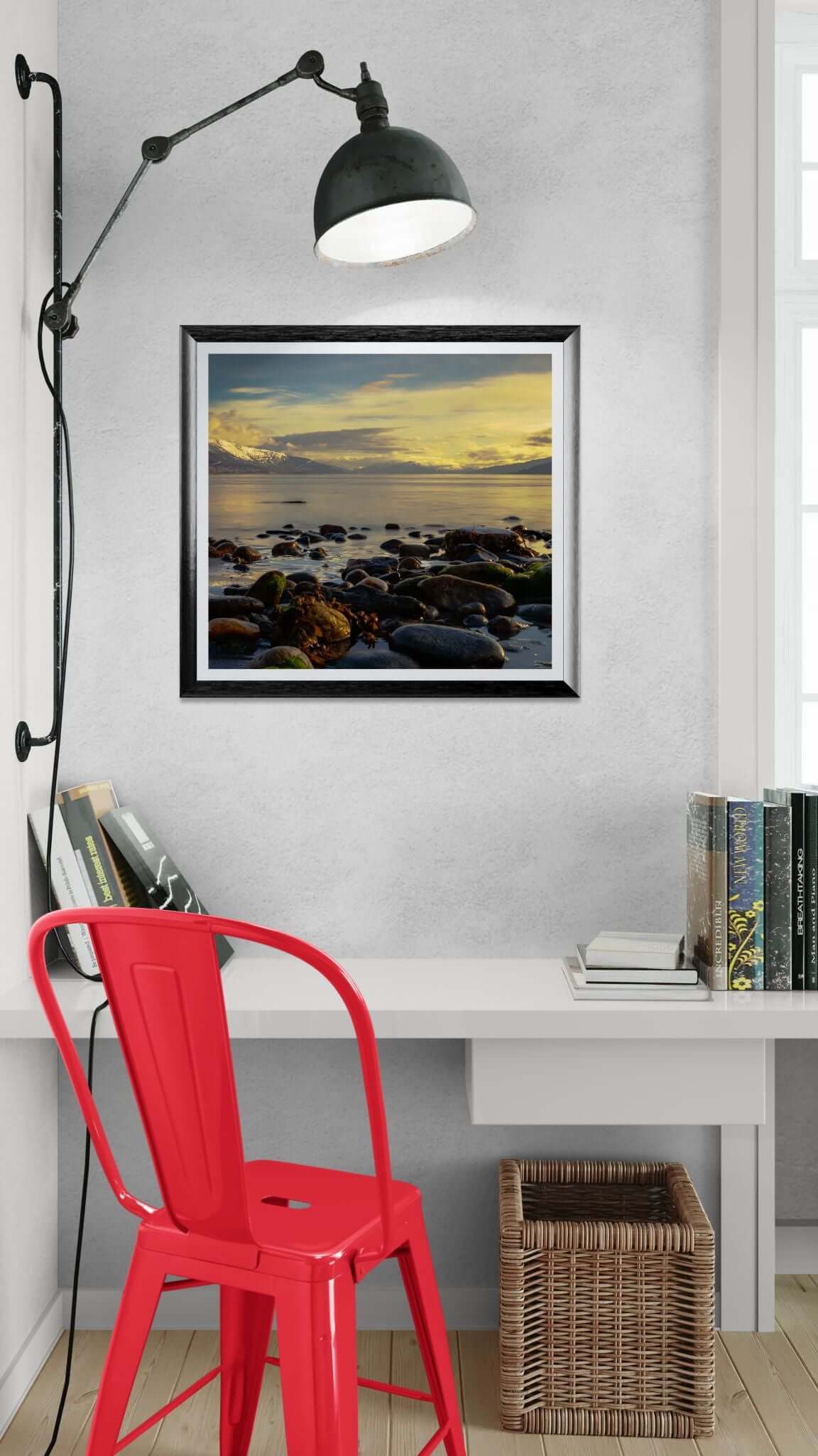 Ranfjorden  et fotografi som gir arbeidsplassen et pust fra naturen.