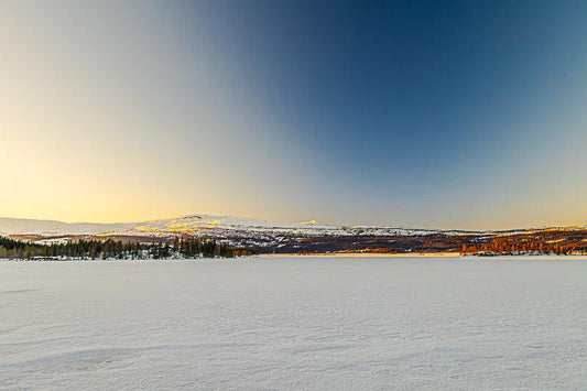 Vinterro ved Stormyrbassenget – Helgeland i gyllent lys